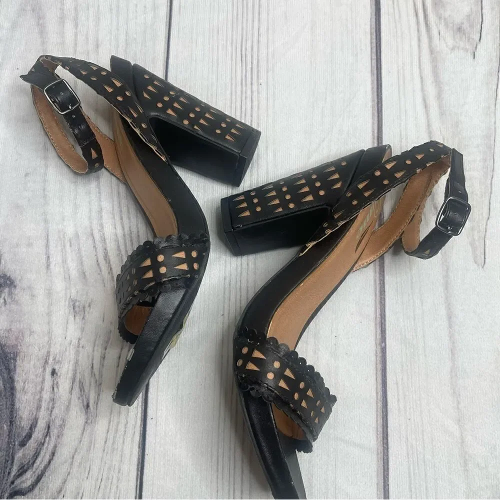 Plume by Farylrobin Black Slingback Chunky 4'' Pumps Block Heels Womens Size 7.5